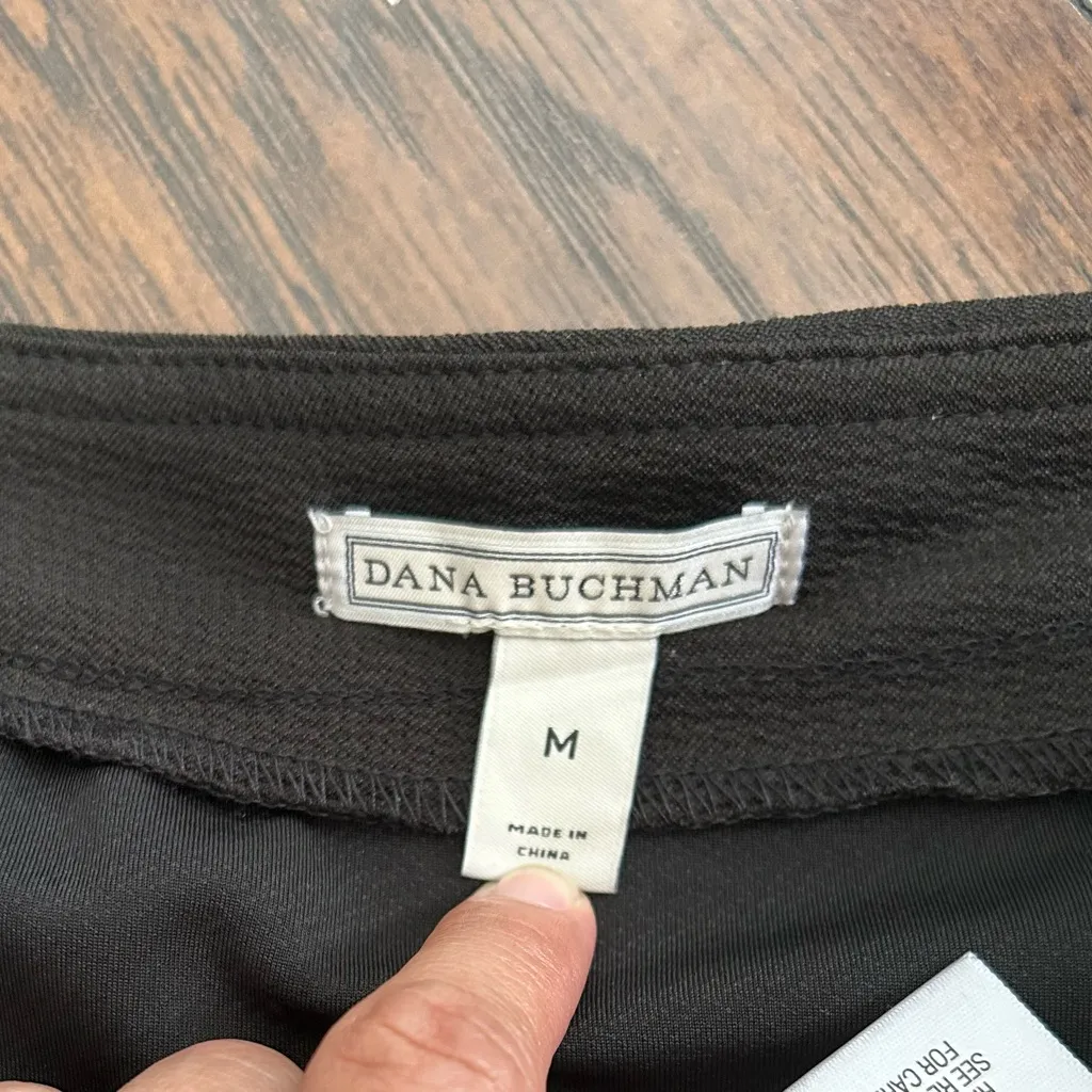 Elegant Black Women's Skirt medium nwt - Image 3