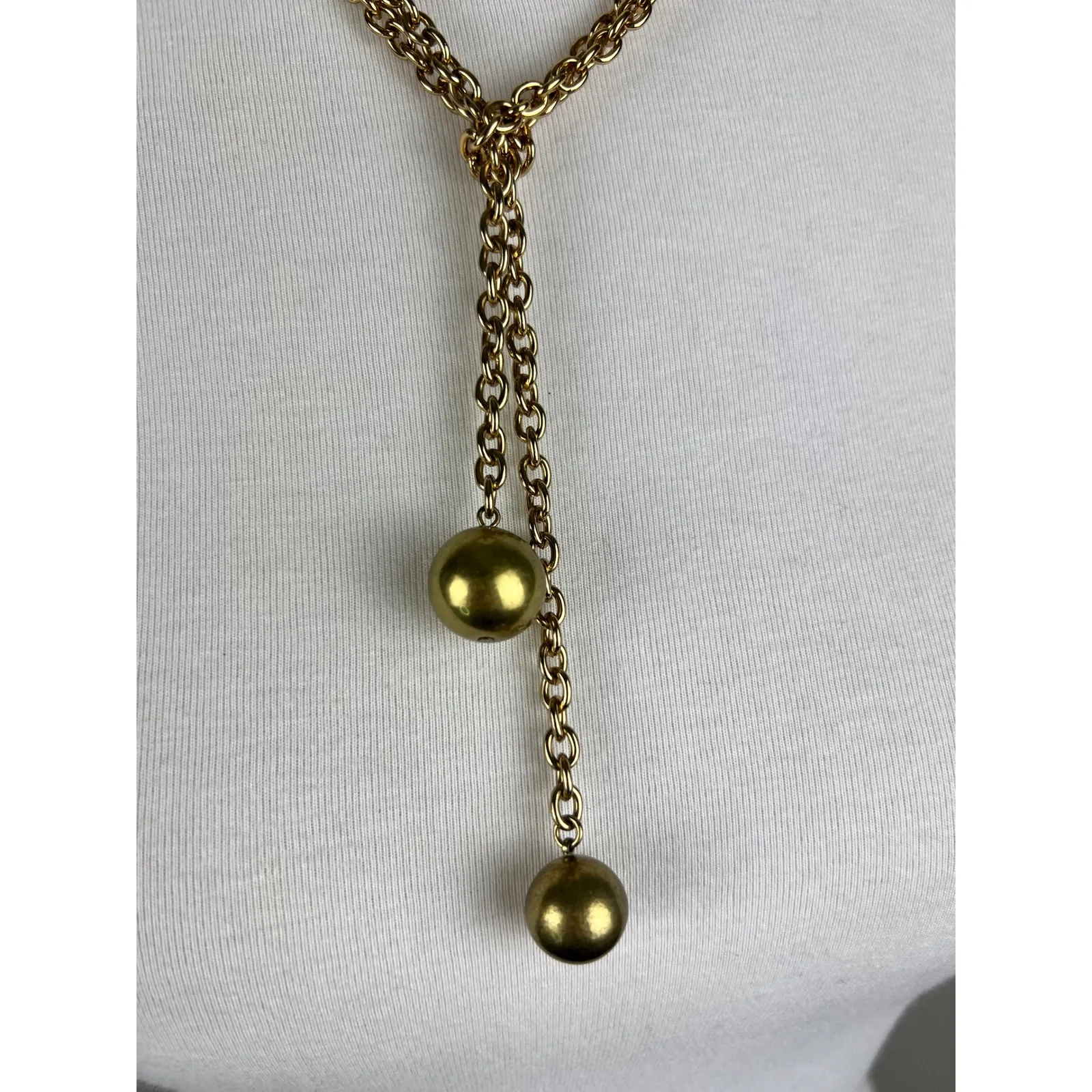 Ann Taylor Gold Tone Chain Necklace with Ball Charm Pendant Fashion Jewelry - Image 3