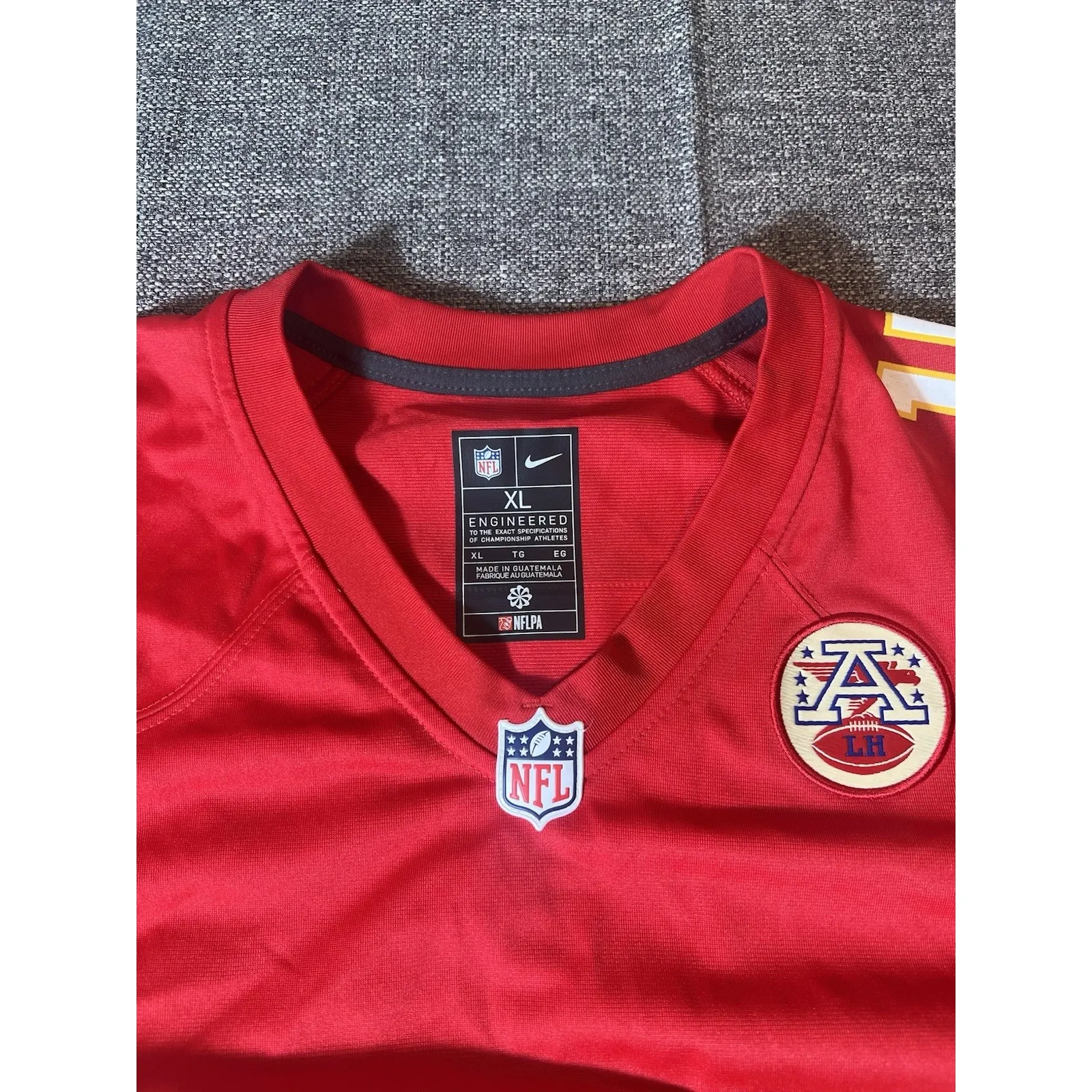Kansas City Chiefs On Field Lama Hunt AFC "LH Logo Memorial Jersey" Red Women XL - Image 2