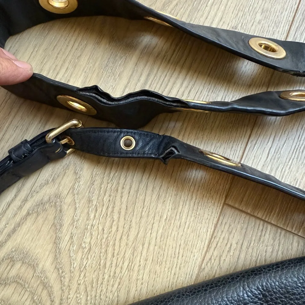 Michael Kors Black Leather Crossbody Bag - Image 3