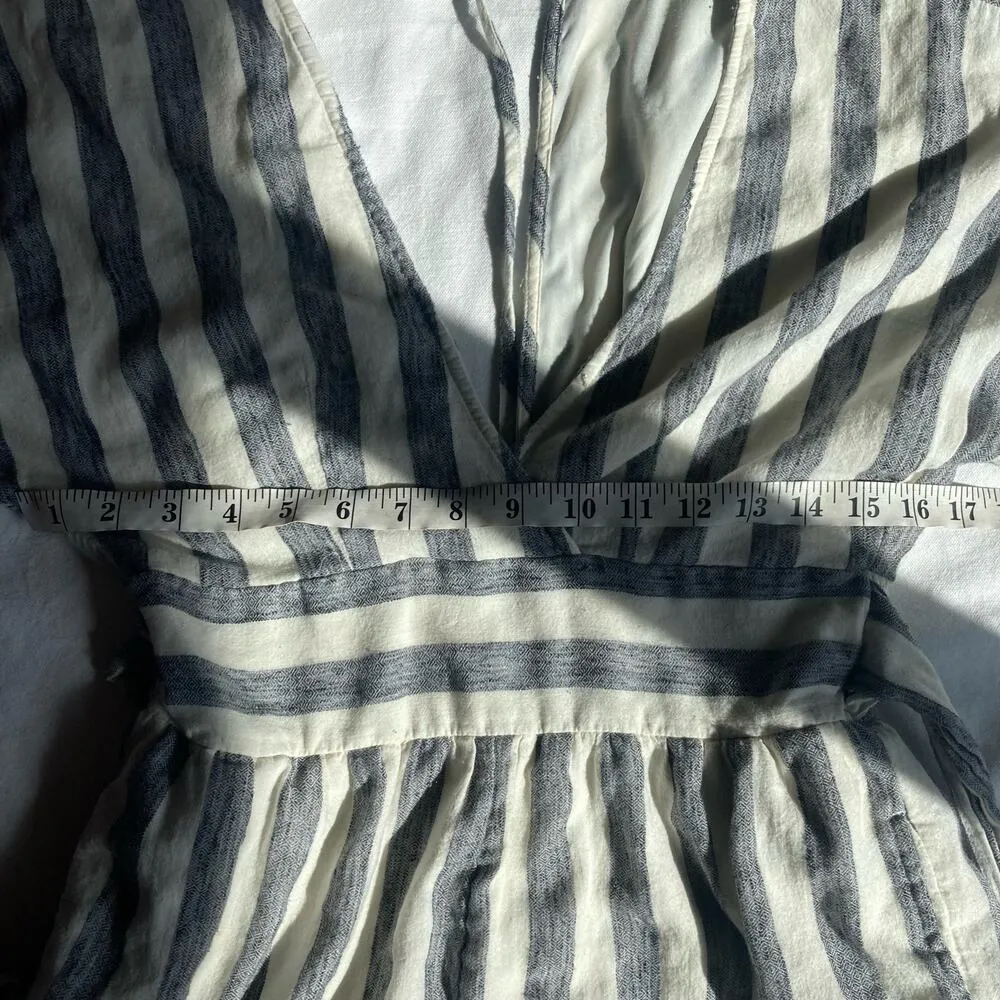 American Eagle Women's Striped Romper Size Small - Image 5