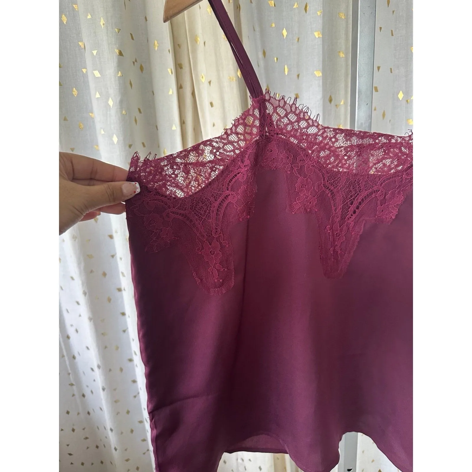 Lulu’s Women's Maddox Burgundy Satin Eyelash Lace Adjustable Straps Cami XL - Image 3