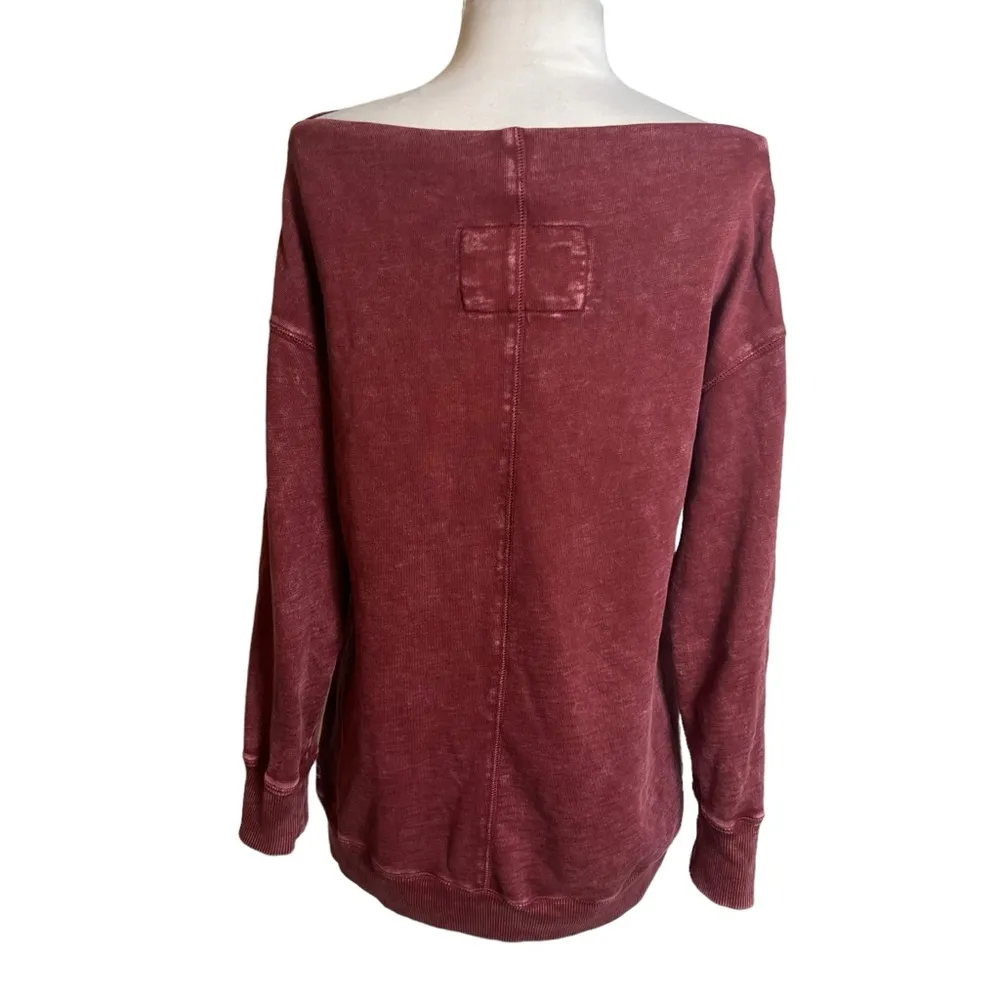 Anthropologie pilcro off the shoulder slouchy sweatshirt red mineral Sz XS - Image 3