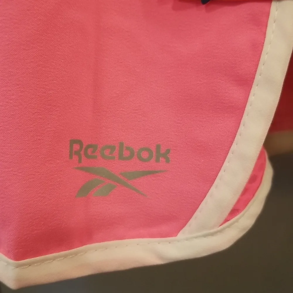 💕REEBOK💕 Game Time Shorts Built-In Brief XL NWT - Image 5