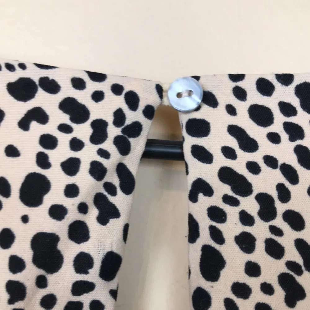 She + Sky Women’s Leopard Print Beige Black Ruched Open Back Short Sleeve Romper - Image 7