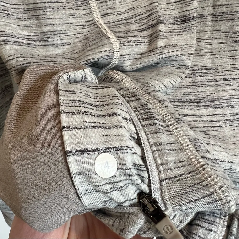 Lululemon Think Fast Hoodie Space Dye Camo White Gray Multi / Silver Spoon | 4 - Image 13