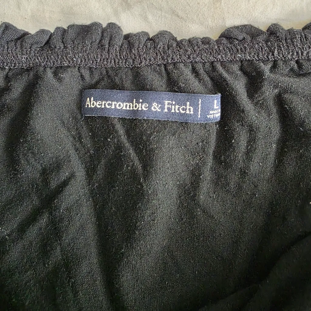 A&F Strapless Cropped Top L - Image 4