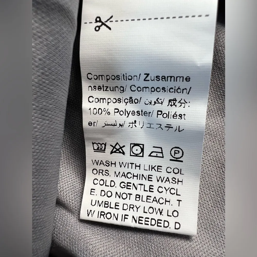 SHEIN Curve | ladies plus size sequin top. Size: 3XL - Image 13