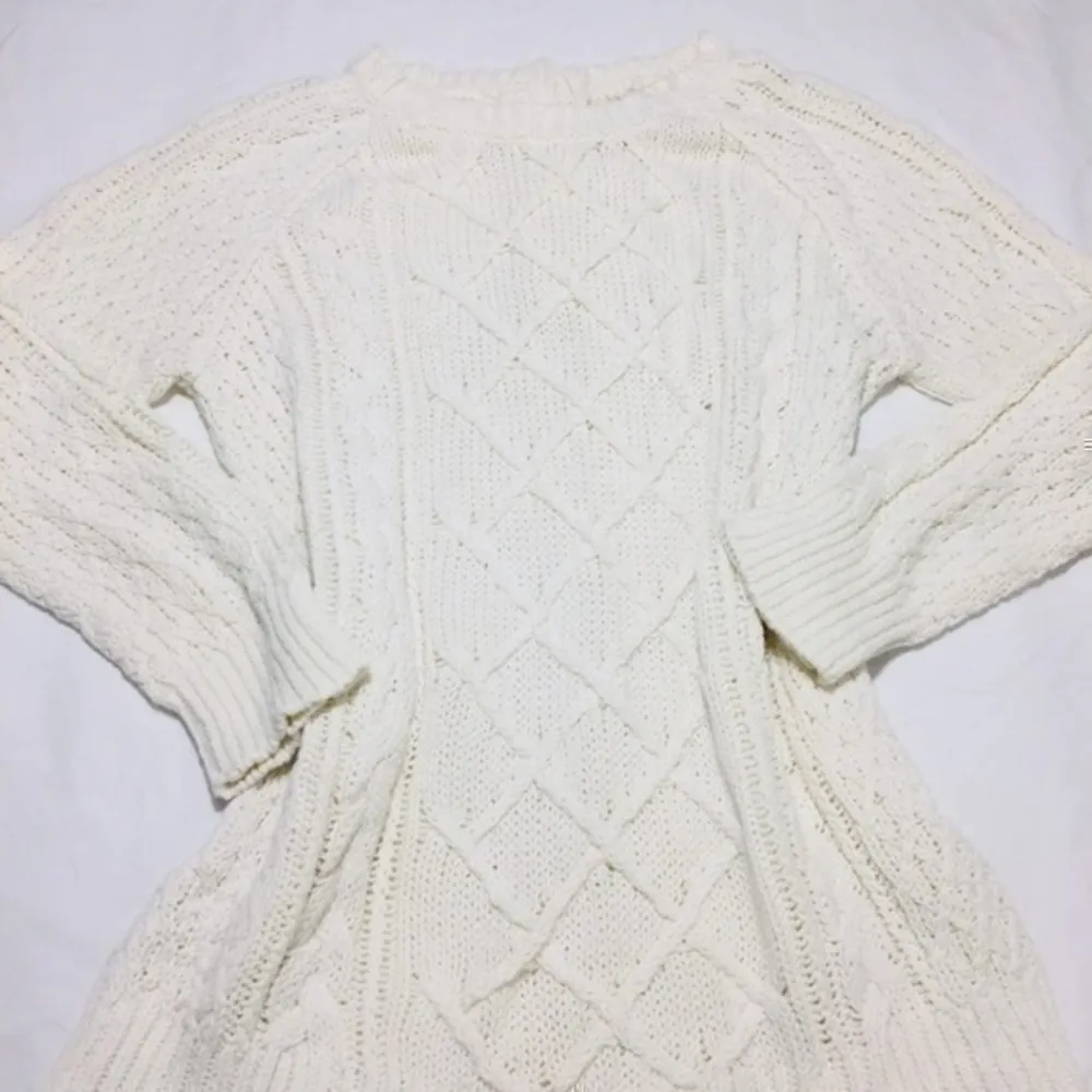Anne Taylor Loft women’s size small off white sweater - Image 5