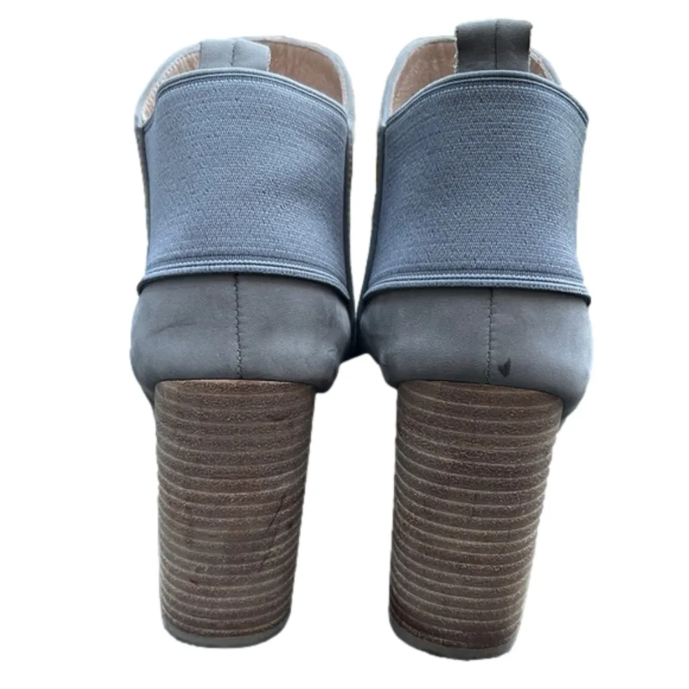 KDB Kelsi Dagger Brooklyn open toe gray suede booties, size 7 EUC - Image 3