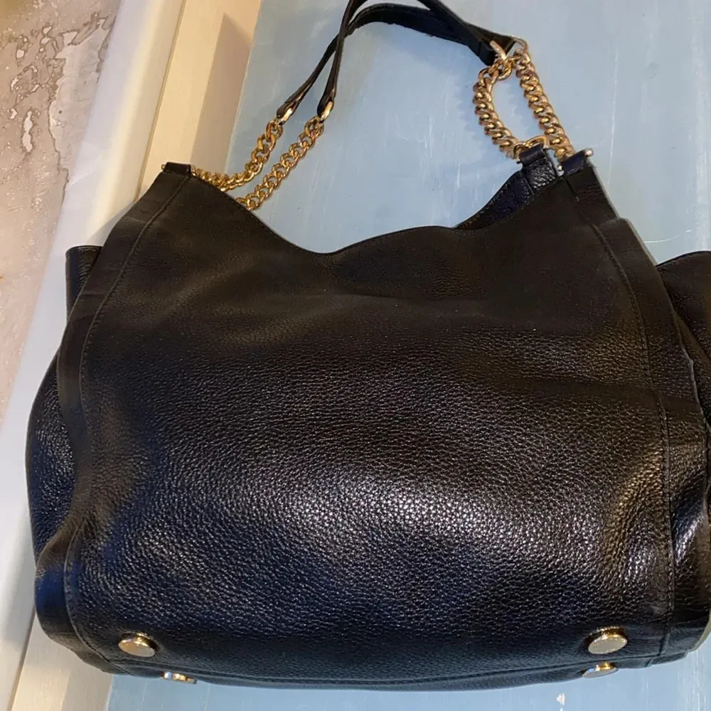 Michael Kors Newbury Pebbled Leather Chain Tote‎ Bag - Image 4