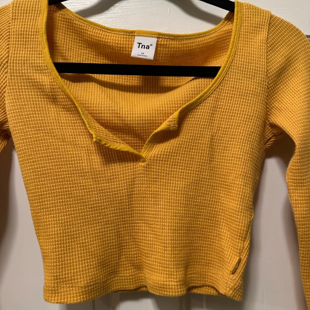 TNA‎ Waffle Scoopneck Long Sleeve Yellow Size XS - Image 2