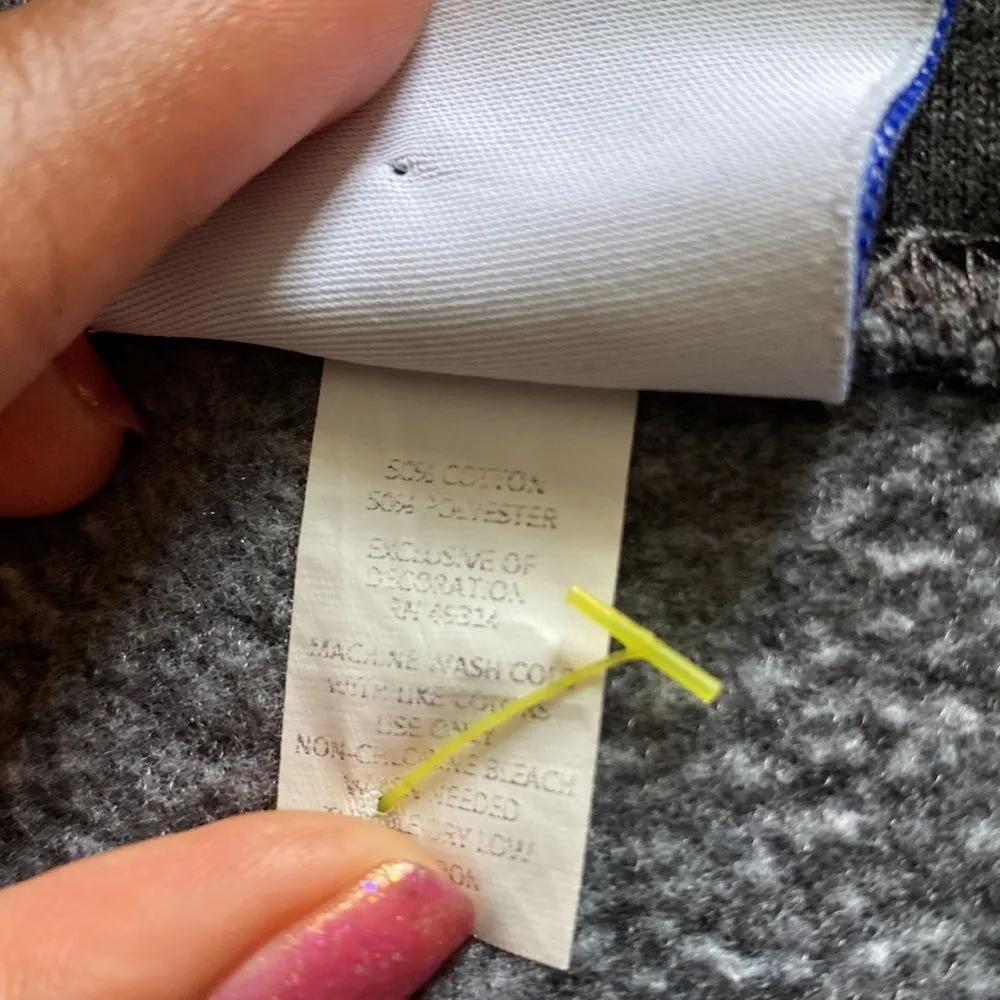 Champion Quarter Zip SIZE M - Image 4