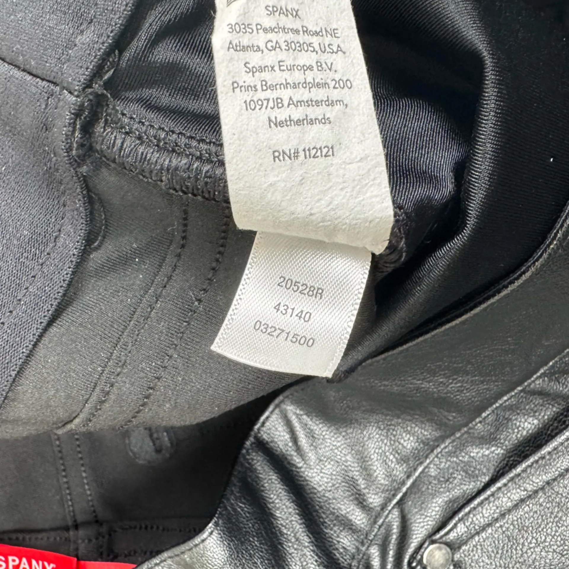 SPANX Black Faux Leather Luxe Black Slim Straight Leg Pant 20528R Size Medium - Image 8