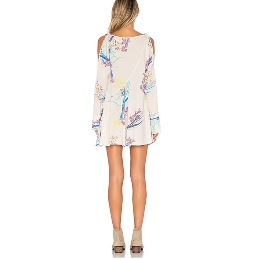 Free People Revolve Clear Skies Floral Tunic Cream Dress - Image 2