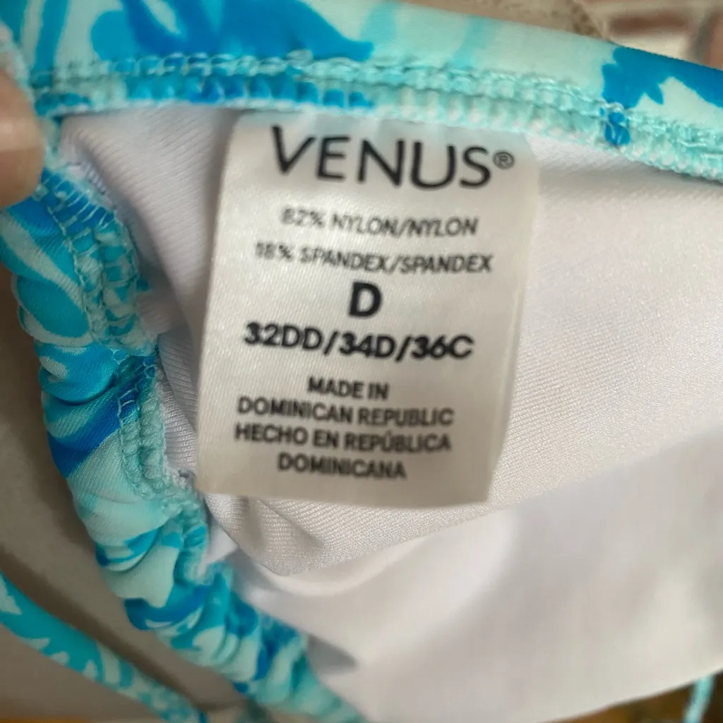 Venus Blue and White Halter Bikini Top Size D - Image 5