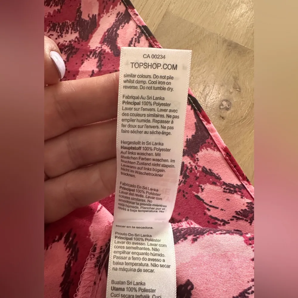 Topshop open back animal print dress pink red black size 6 NWT - Image 5