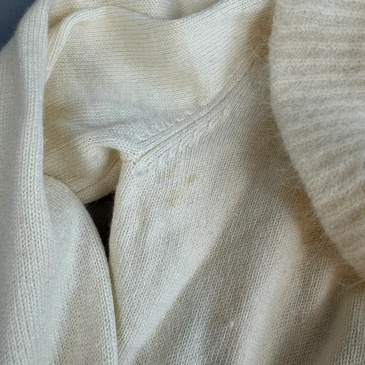 White House Black Market Shawl With Furry Collar - Image 6