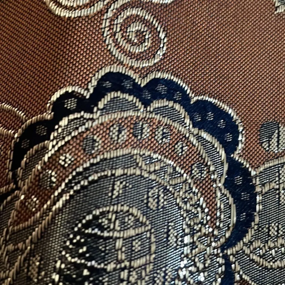 Club Monaco Women’s Metallic Paisley Pleated Skirt - Image 4