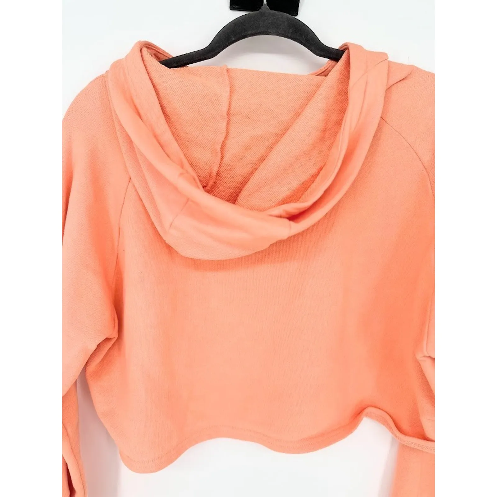 Gymshark  Hoodie Peach Cropped Mesh Sweatshirt Womens Size Medium Pullover Active - Image 4