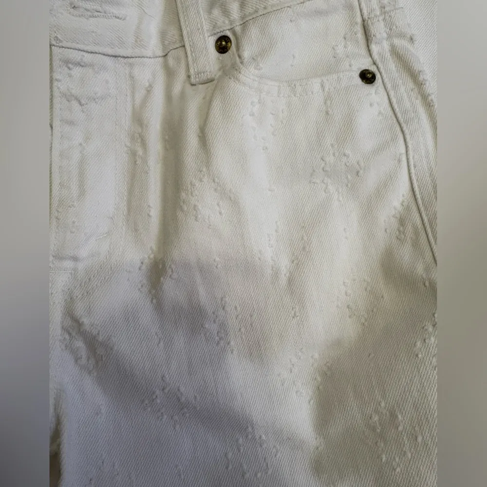 Abercrombie & Fitch Signature Collection White Jeans - Image 6