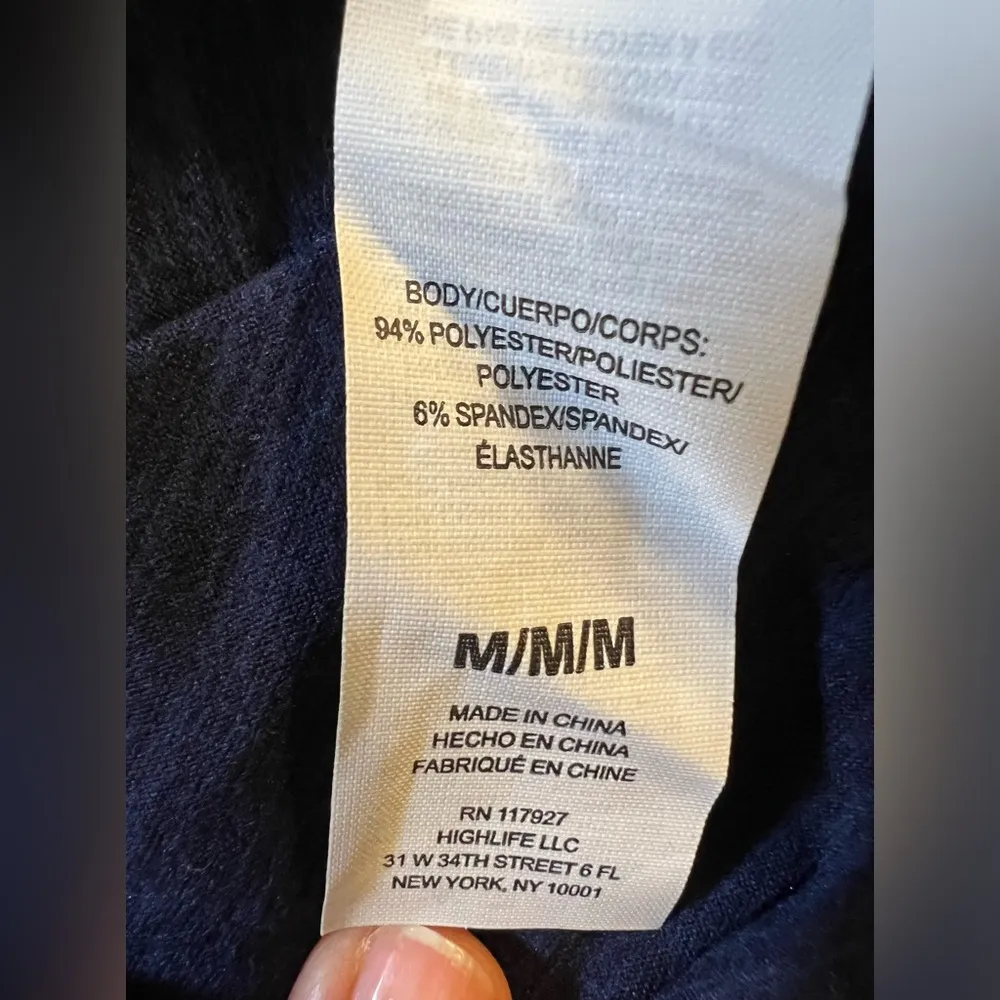 Gaiam  Marissa Navy Lightweight Hoodie with Thumb Holes Size Medium - Image 8