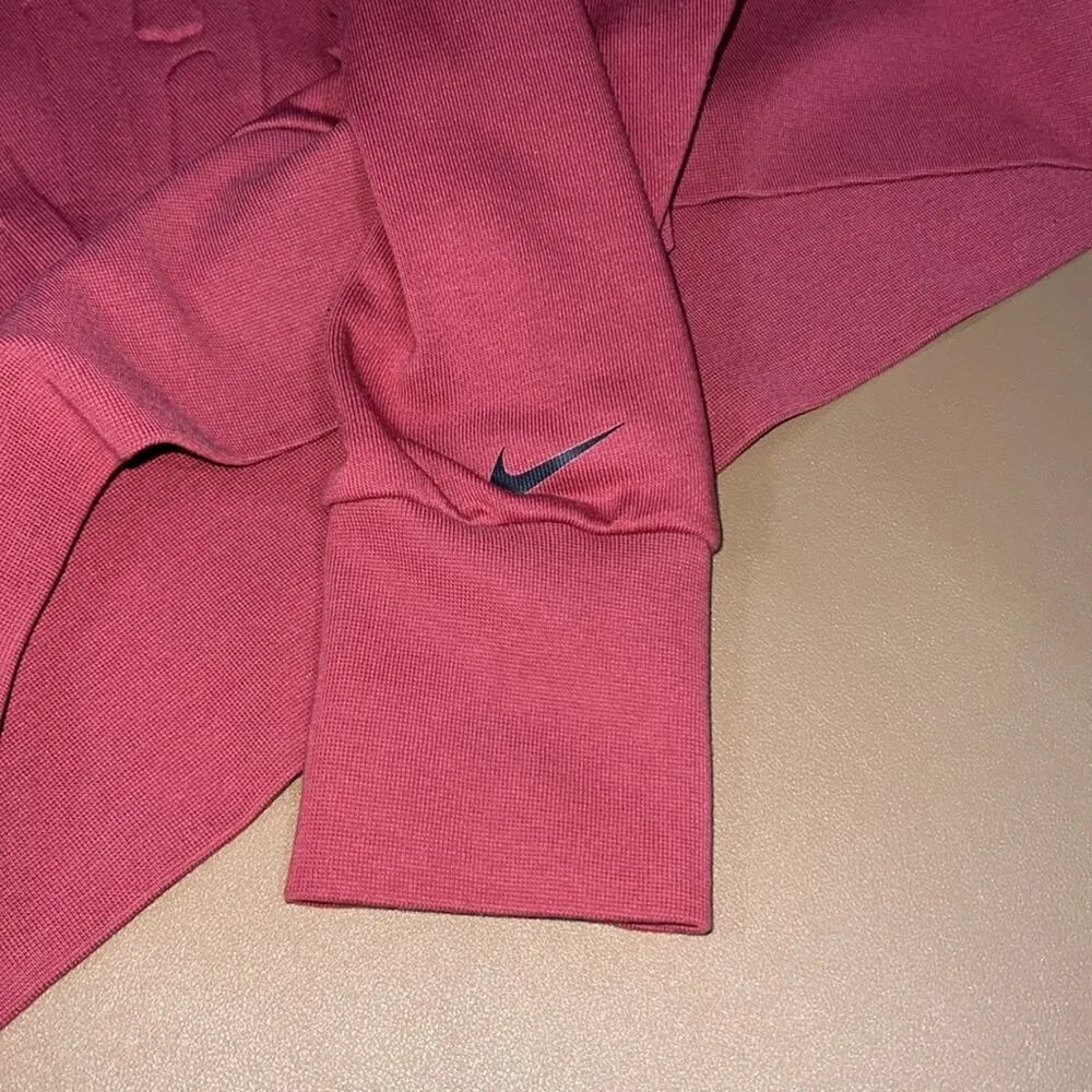 Women's size large Nike Sportswear Embossed Logo Cropped Crewneck Fashion Casual - Image 10