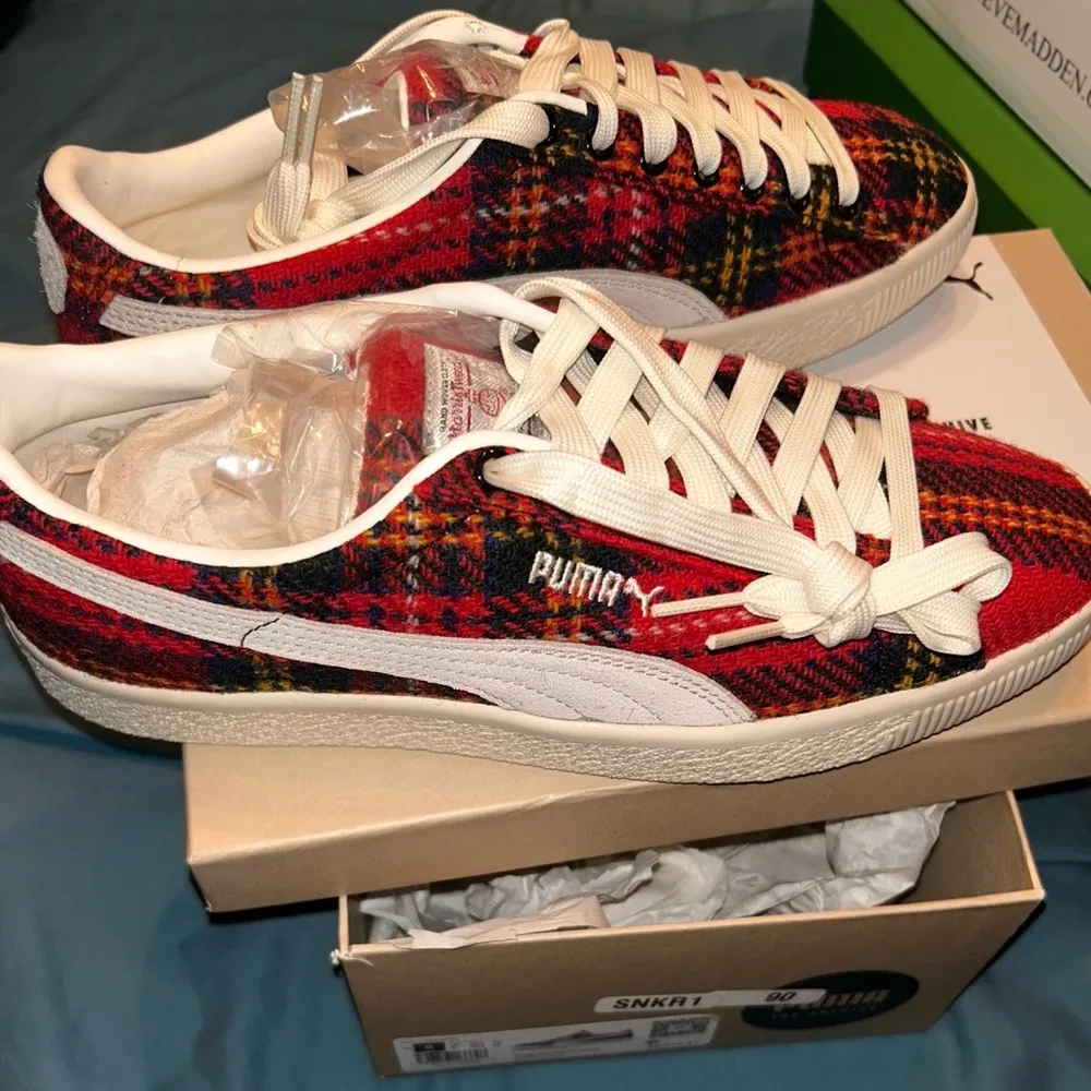 PUMA Men's/womens Tartan Red Suede Sneakers Size 8/women's size 9.5 - Image 3