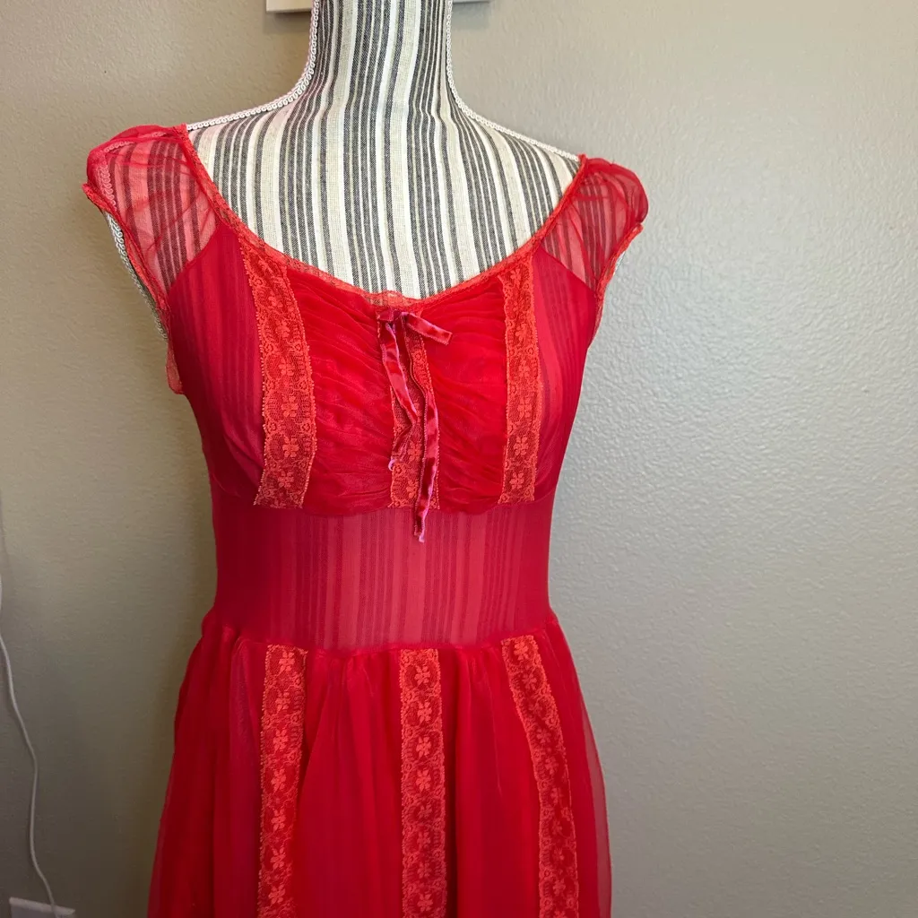 Vintage red floral 70s Ma Cherie nylon babydoll slip dress women’s size 37 - Image 6