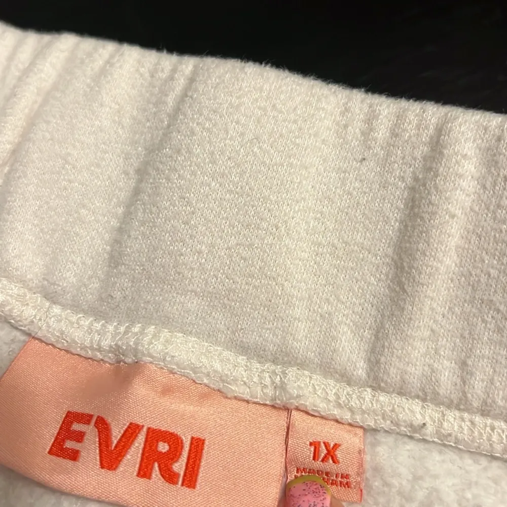 EVRI joggers Size 1X - Image 3