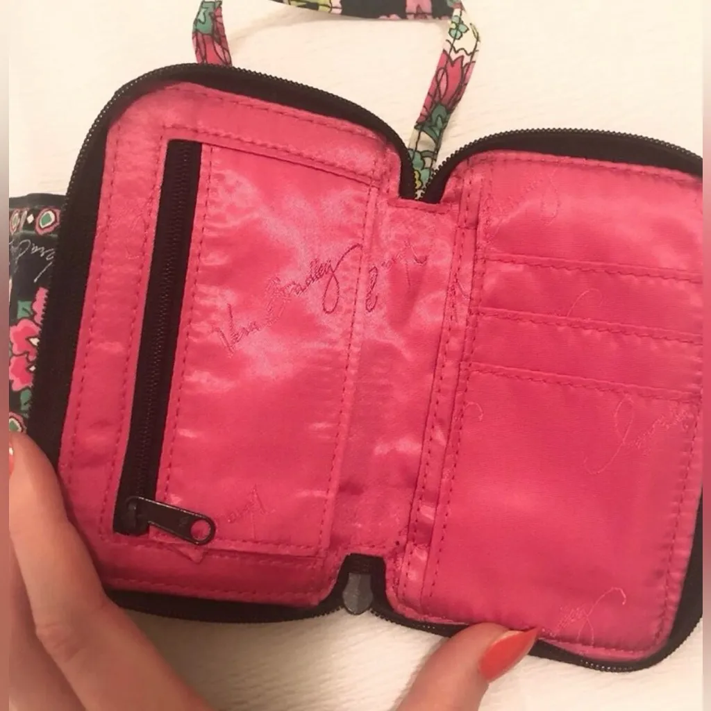 Vera Bradley Bundle of (6) Bags and Wallets Wristlets Lot of Bags Quilted - Image 8