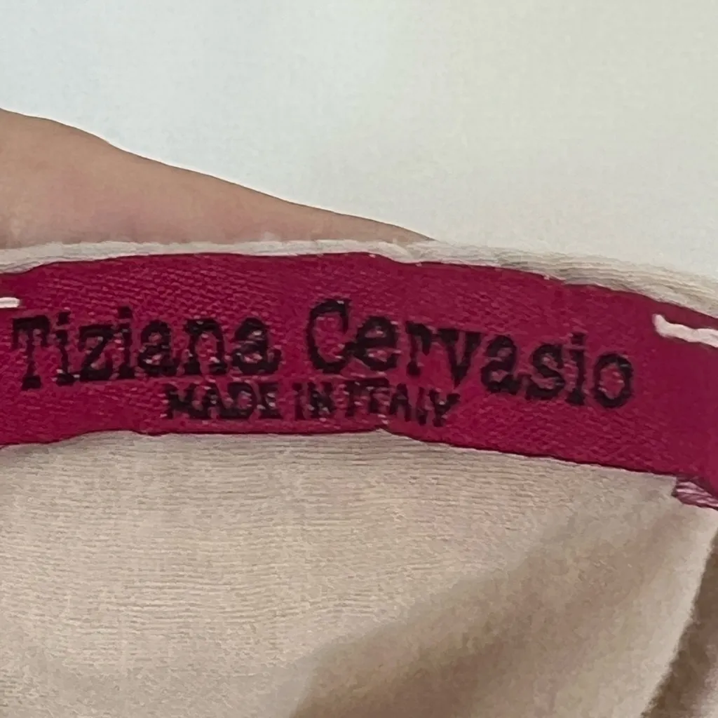 Tiziana Cervasio cream sleeveless ruffled top made in Italy Size M - Image 7