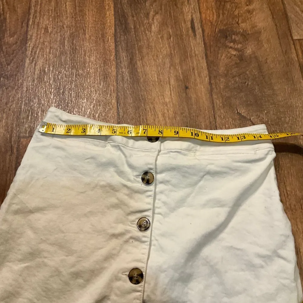 Mi‎ Ami Skirt Size Medium Scallop Hem Button Front Cream Francescas Tan - Image 4