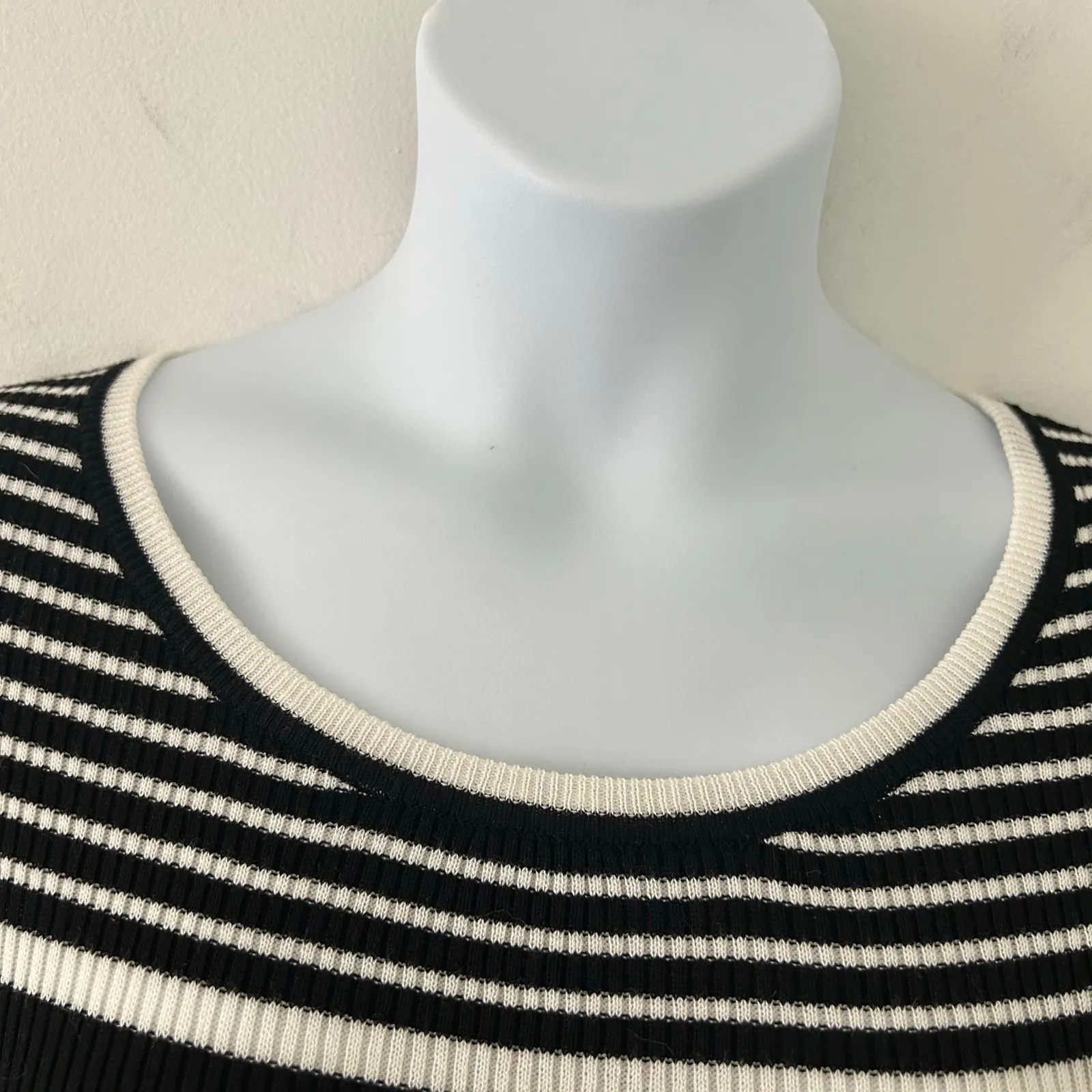 Est 1946 Women's Striped 3/4 Bell Sleeve Black White Sweater Dress M Medium NWOT - Image 2
