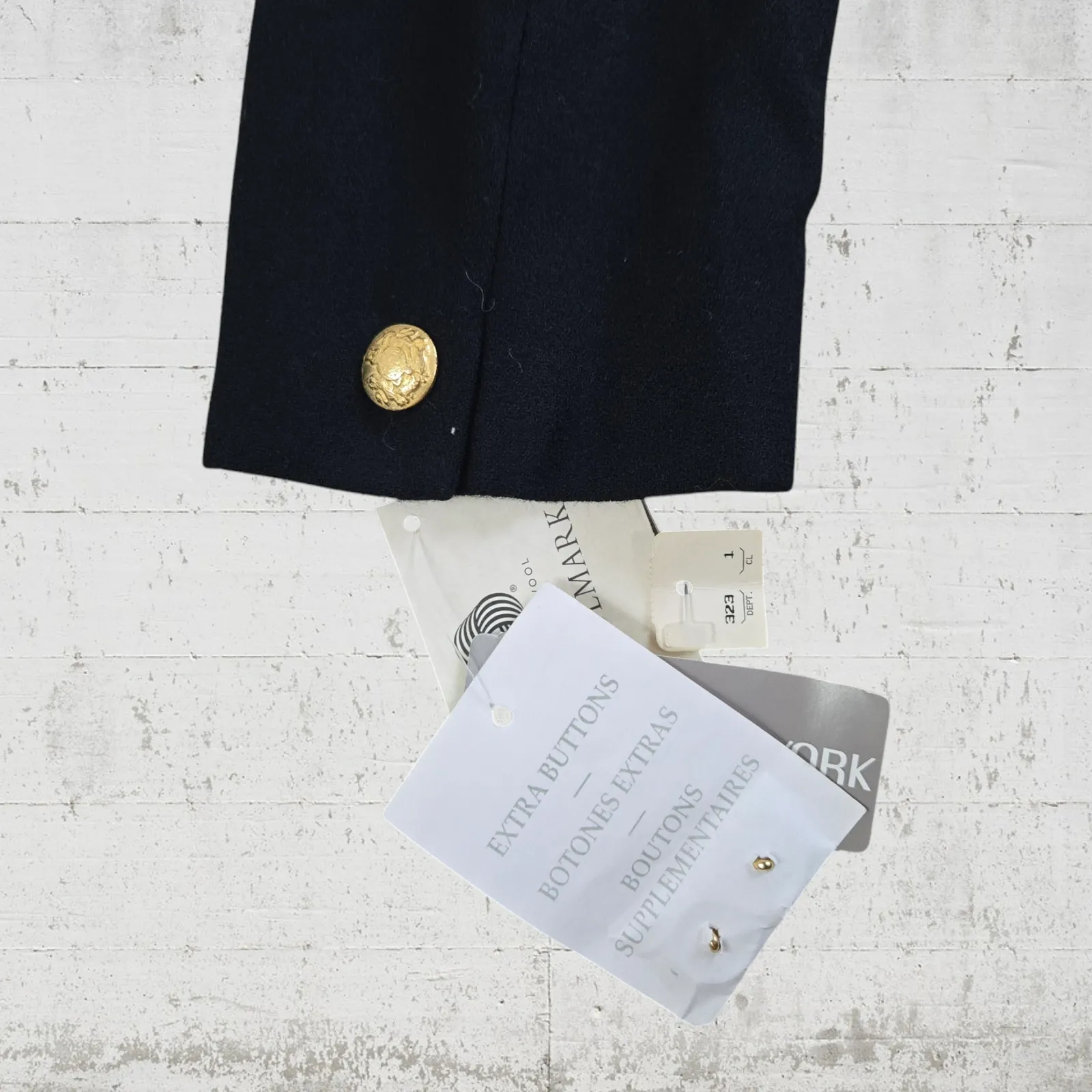 Vintage 1980s Black Military Double Breasted Gold Button Blazer USA Size 8 NWT - Image 9