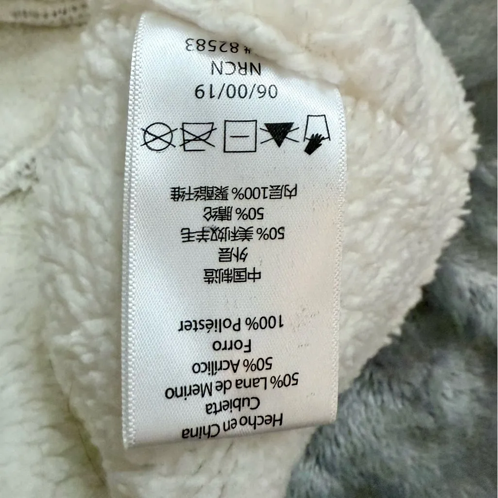 Cozy Cream and Gray Turtle Fur Beanie with Pom Pom - Image 4