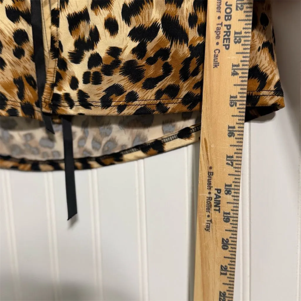 French Pastry L Leopard Print Short Sleeve Tie Front Top Y2K‎ Mob Wife V-Neck - Image 6