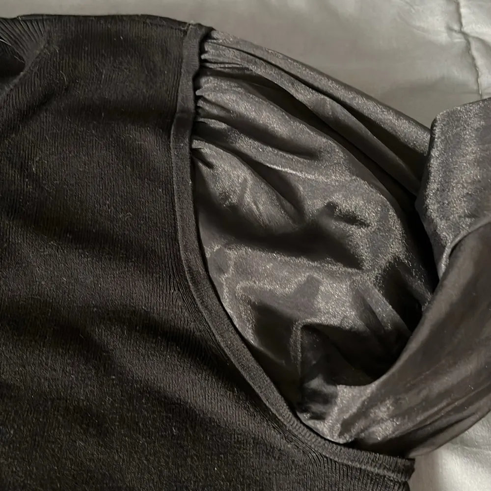 Talbots VNeck Puff Sleeve Sweater Size XL - Image 10