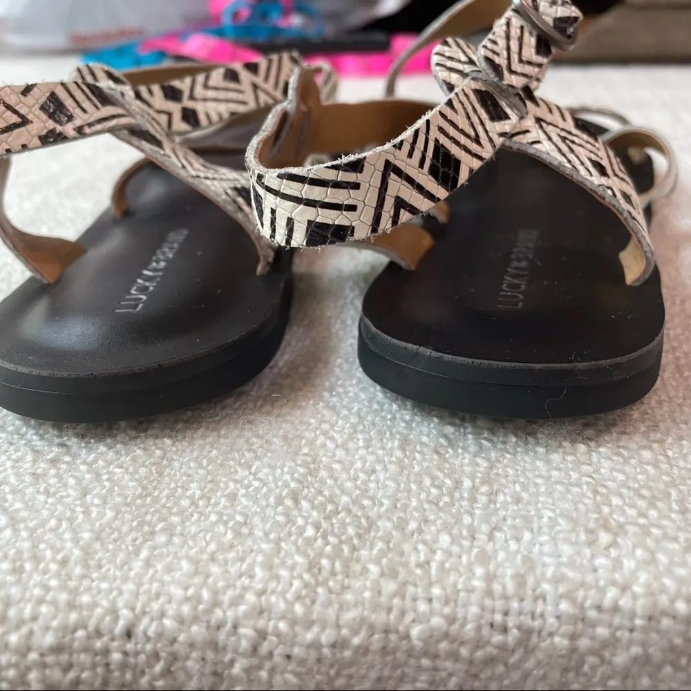 Lucky Brand Adinis Criss Cross Sandals - Image 6