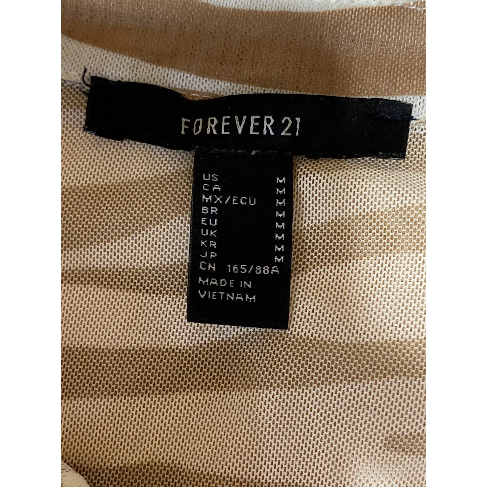 Forever 21 Beige Tan Zebra Animal Print Long Sleeve Button Up Crop Shirt Top M - Image 3