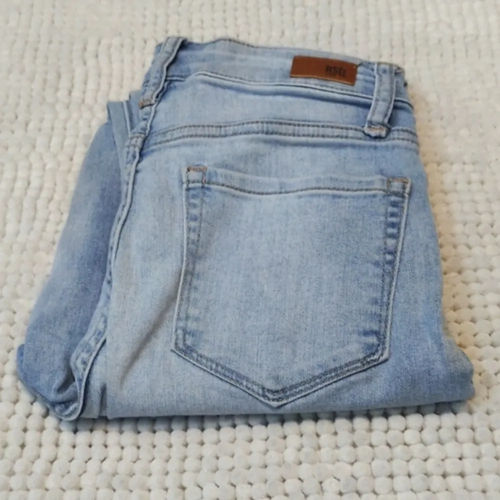 Woman's RSQ Vintage Mom Jeans Size 00/W23 #6804 - Image 5