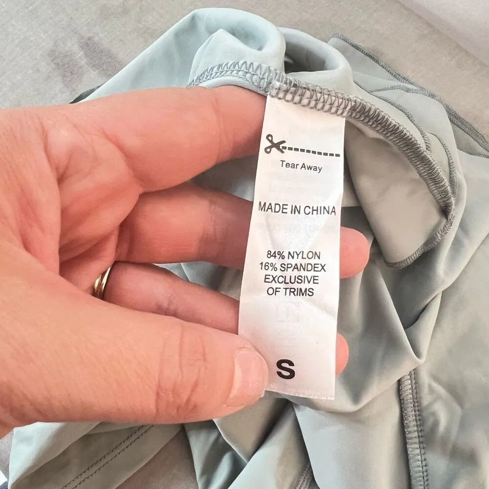 Stretchy Gray Shorts Lined Nylon Blend Tennis Skirt Skort Size Small - Image 6