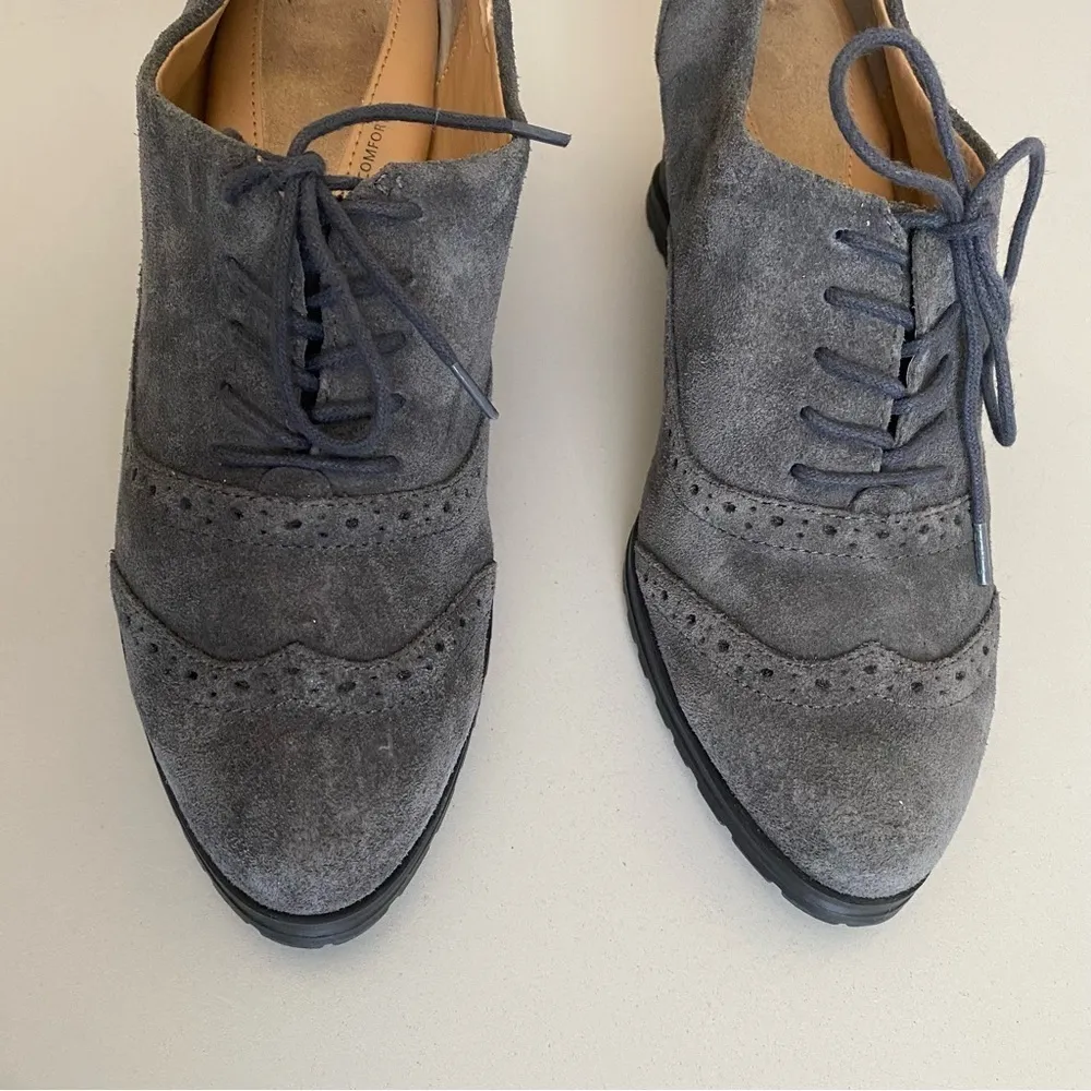 Ellen Tracy Active Gray Tobin Oxford Wedge SZ 8.5 suede booties‎ wingtip - Image 3
