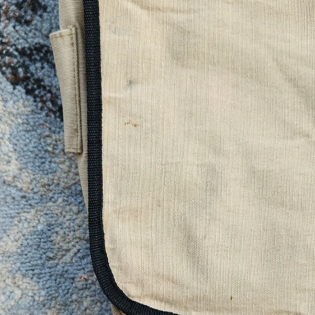 Mudd Y2K Vintage Messenger Bag Tan Black - Image 4