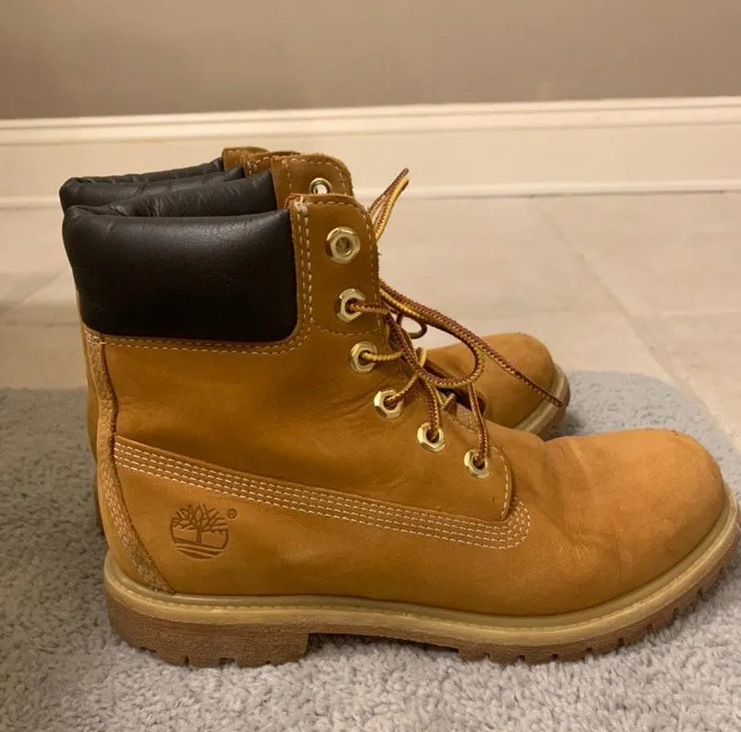 Timberland Timbs - Image 2