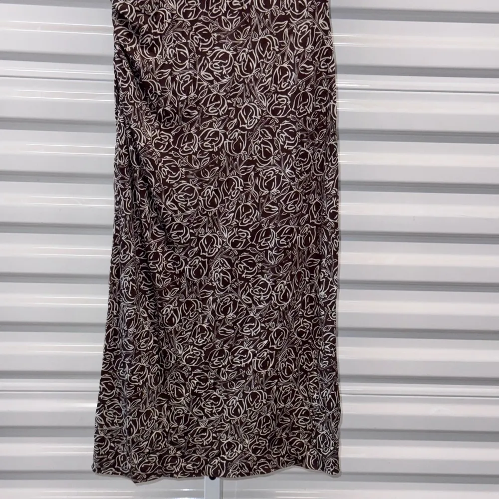 vintage Diane von Furstenberg Brown Floral Silk Dress Women's Size S - Image 9