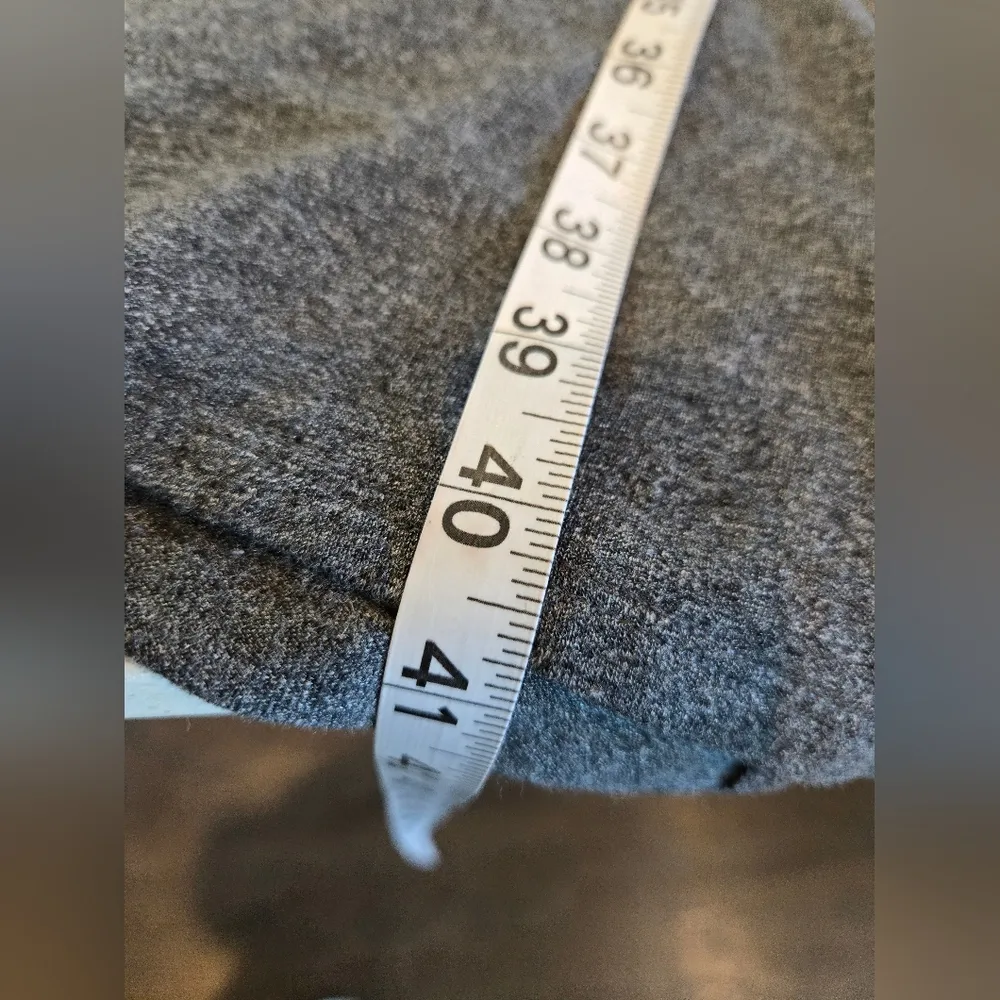 MADEWELL Gray Horizon V-Neck Short Sleeve Soft size small - Image 12