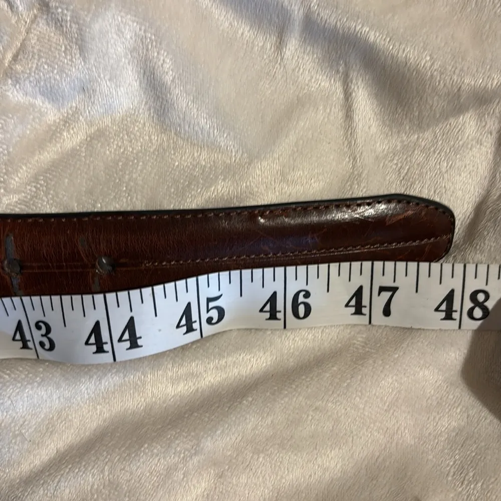 CHAPS COGNAC COLORED LEATHER BELT SIZE40…. SOLD AS A MANS BELT BUT IS UNISEX.. - Image 9