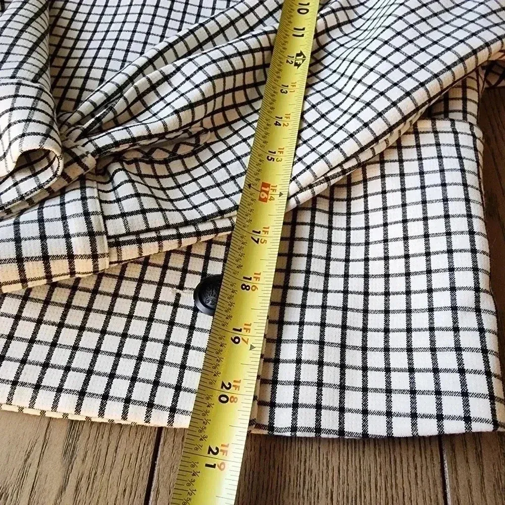 CAbi women's Windowpane Jacket Black and White XSmall Checkered - Image 11
