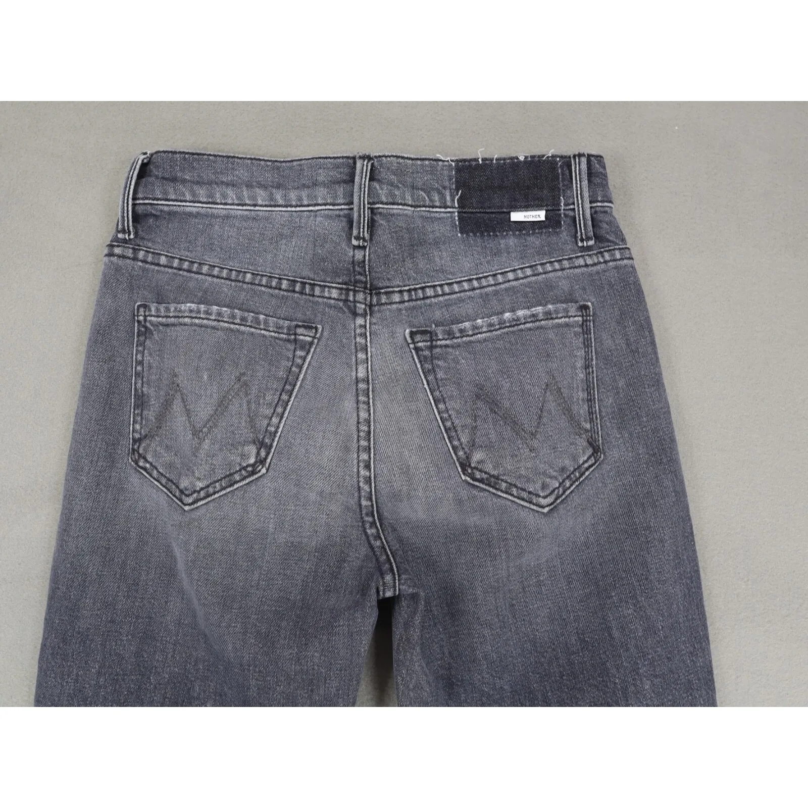 MOTHER The Insider Crop Step Chew Distressed Jeans Size 24 Pedal Medal Destroyed Gray - Image 3